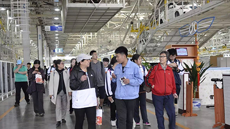 國企開放日，首都市民為北汽新能源“點贊”